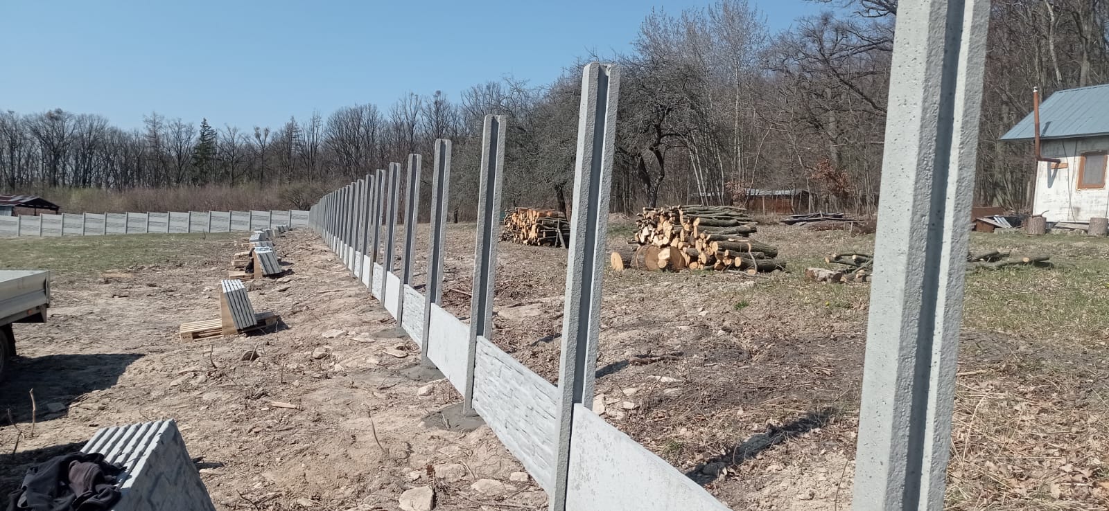 Betonové oplocení výšky 200 cm Červená voda